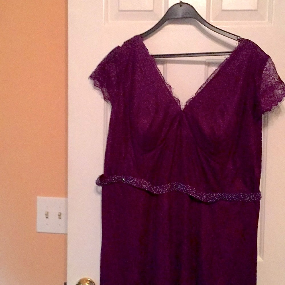Mother of bride dress. Full length.